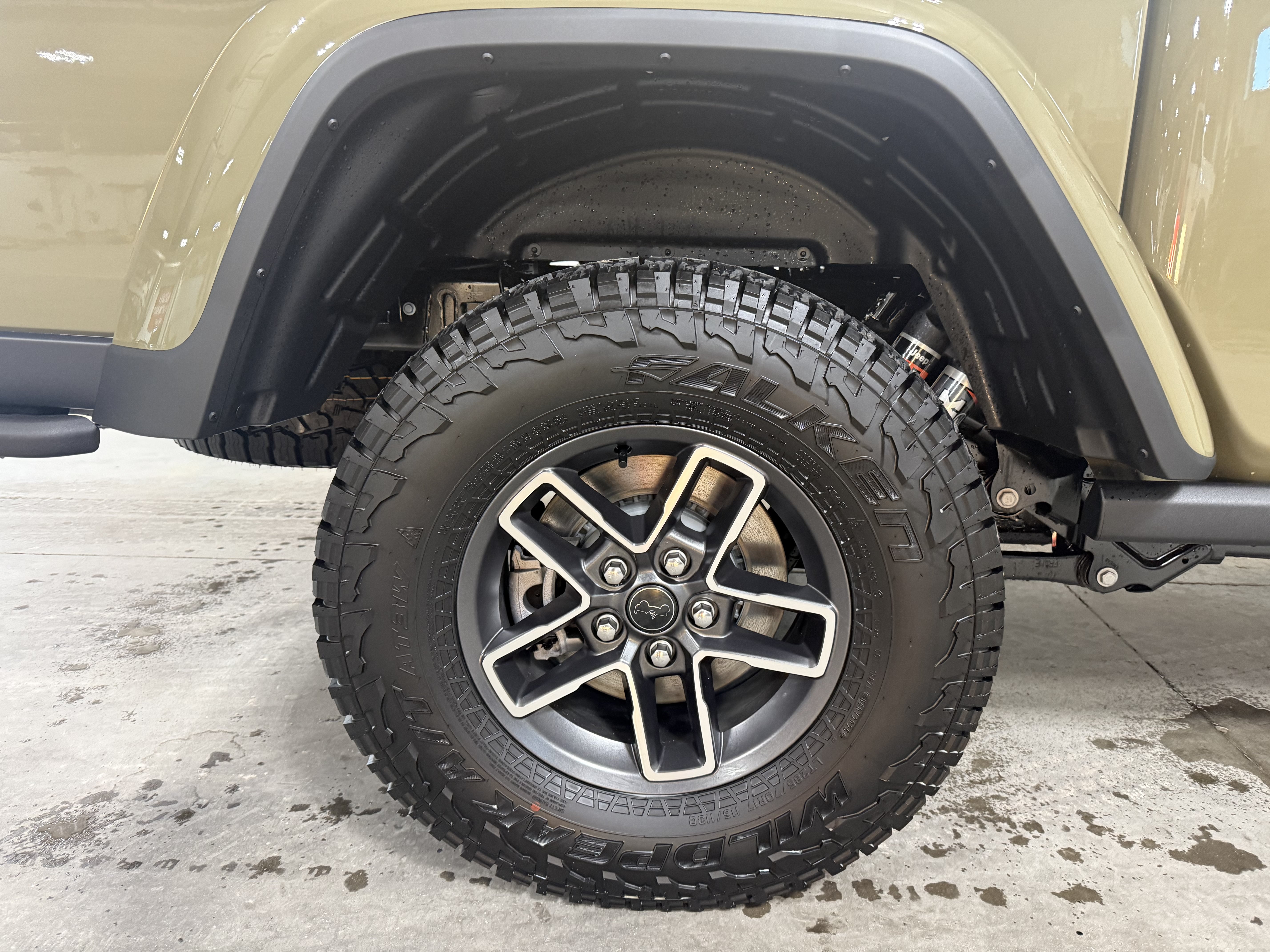 New 2026 Jeep Gladiator Mojave AWD/4WD image 5