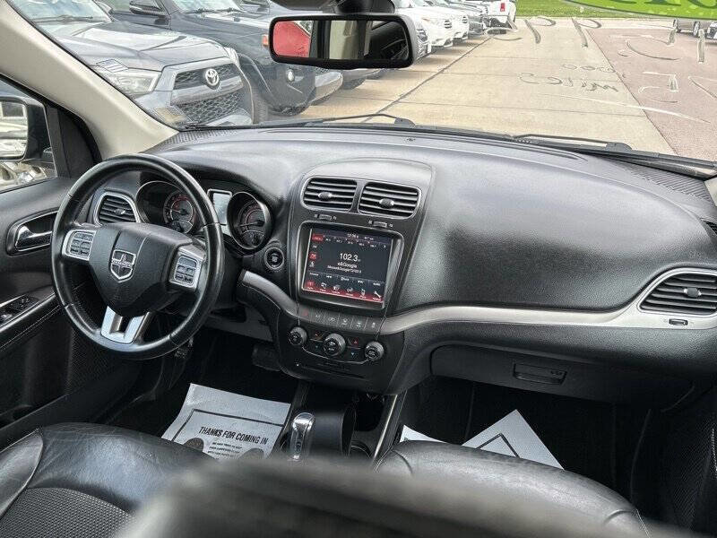Used 2019 Dodge Journey Crossroad image 16