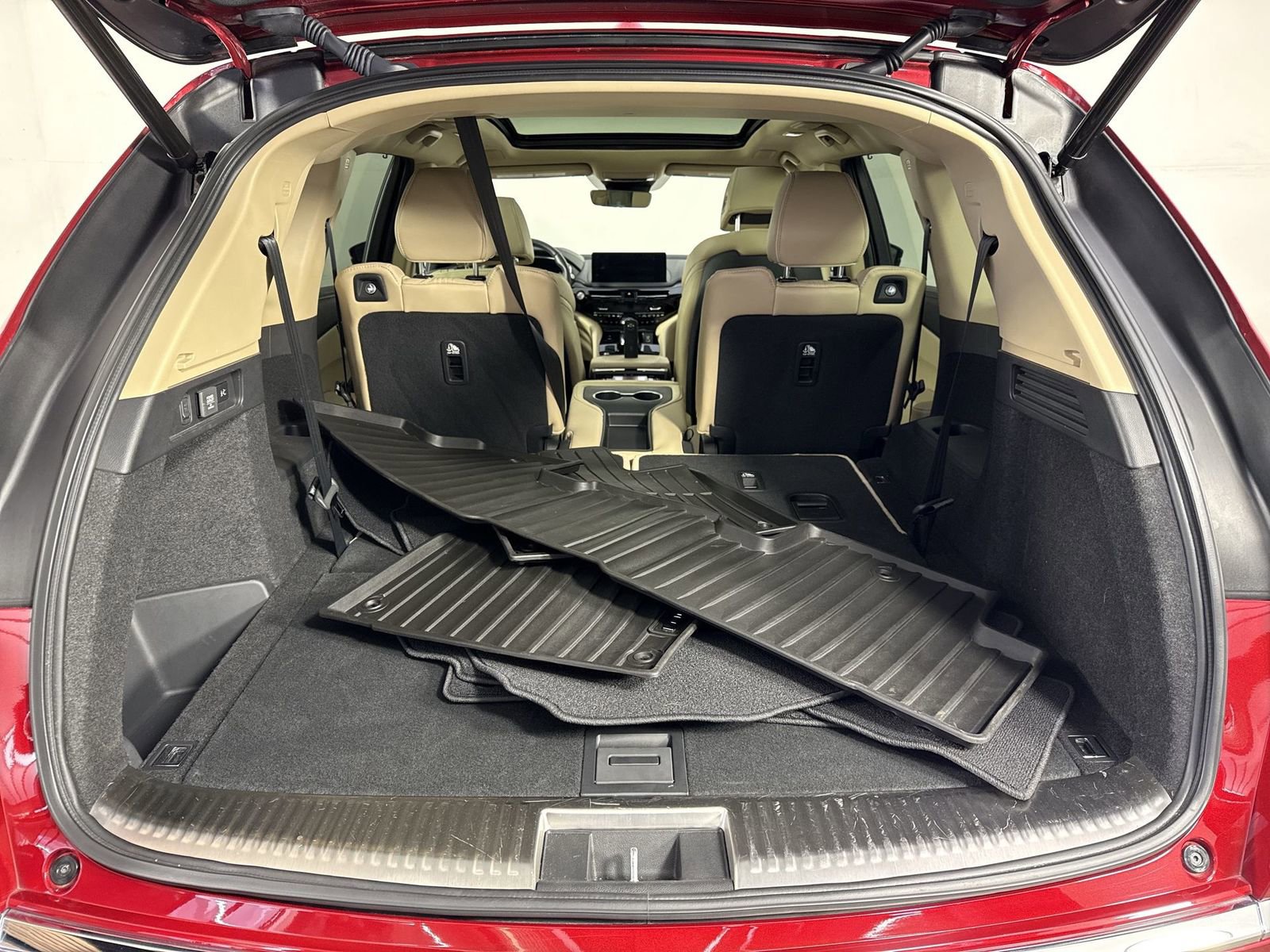 Used 2025 Acura MDX SH-AWD w/ Advance Package image 33