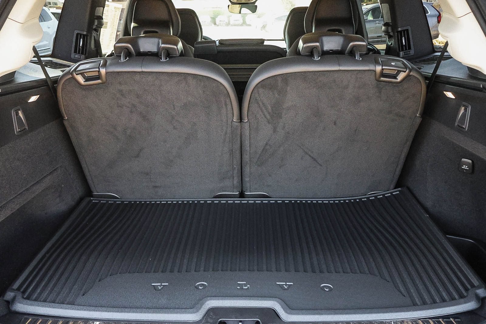 New 2026 Volvo XC90 T8 Ultra w/ Protection Package AWD/4WD image 26