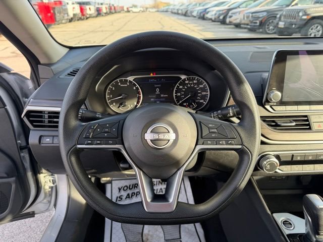 Used 2024 Nissan Altima 2.5 SV image 26