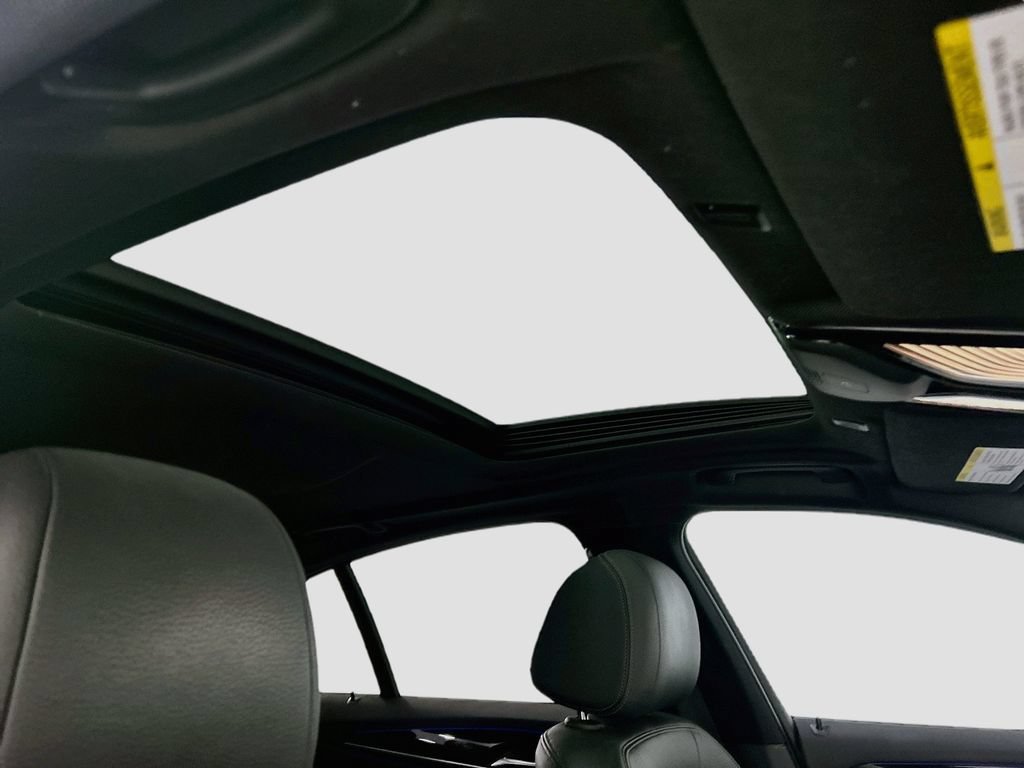 Used 2017 BMW 530i RWD image 16