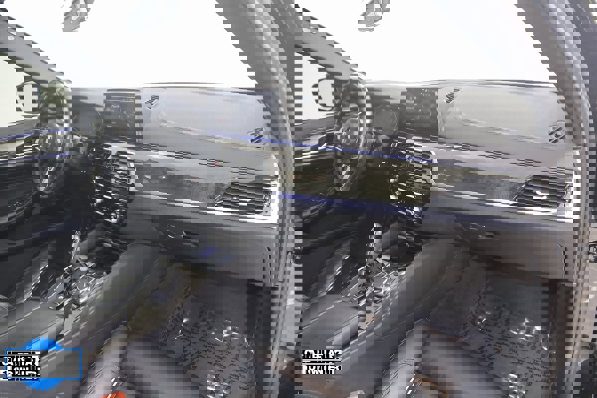 Used 2020 BMW M550i xDrive w/ Premium Package image 47