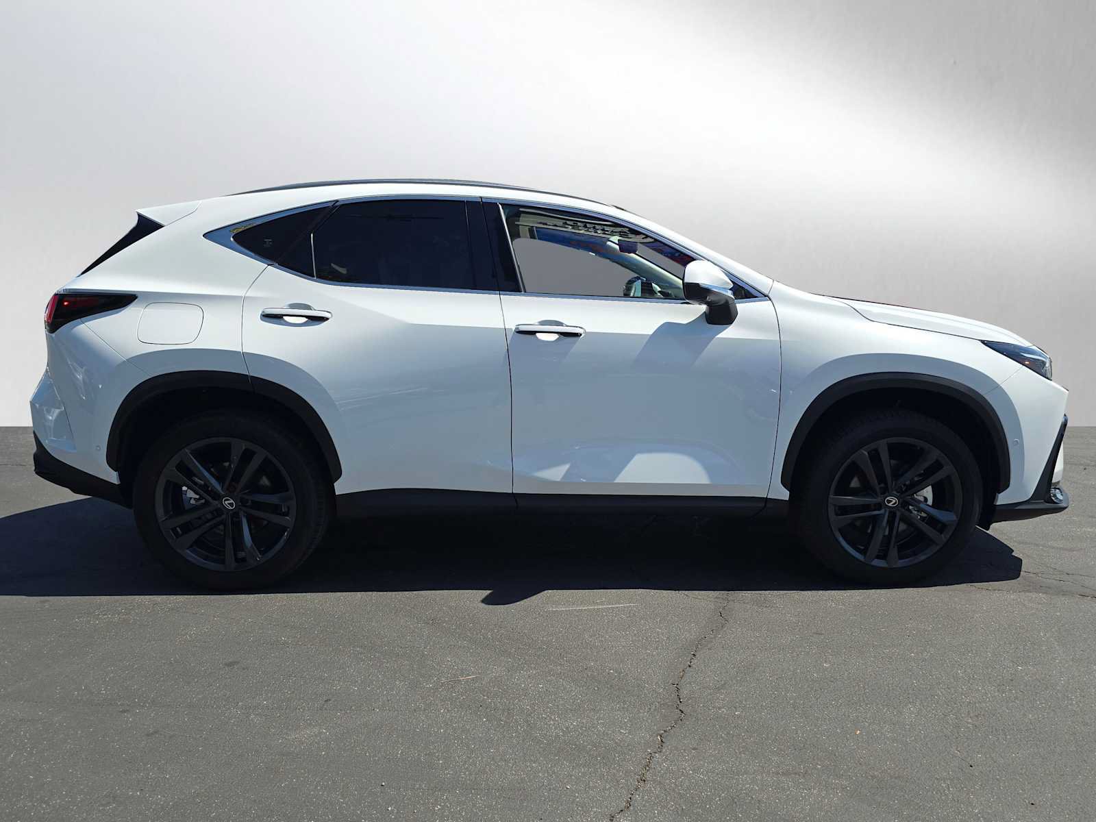 Used 2026 Lexus NX 450h+ AWD w/ Accessory Package (K3) image 2