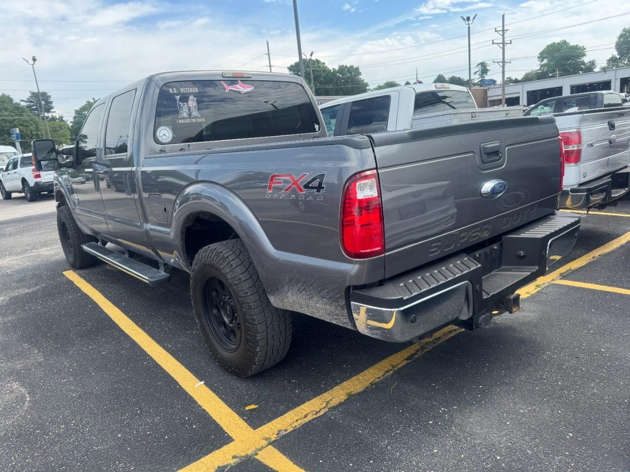 Used 2014 Ford F250 XLT w/ XLT Premium Package AWD/4WD image 6