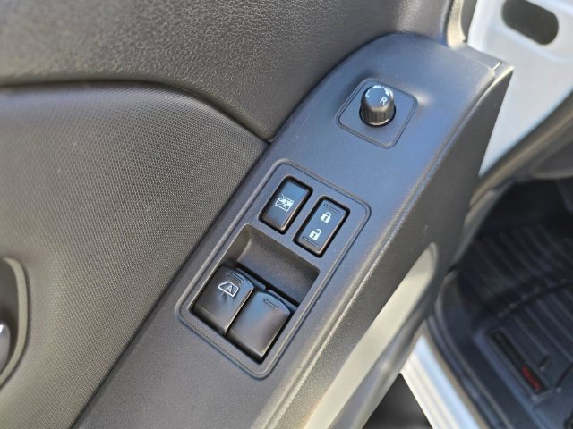 Used 2022 Nissan Frontier SV AWD/4WD image 25