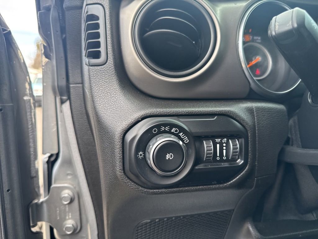 Used 2019 Jeep Wrangler Unlimited Sport S image 19