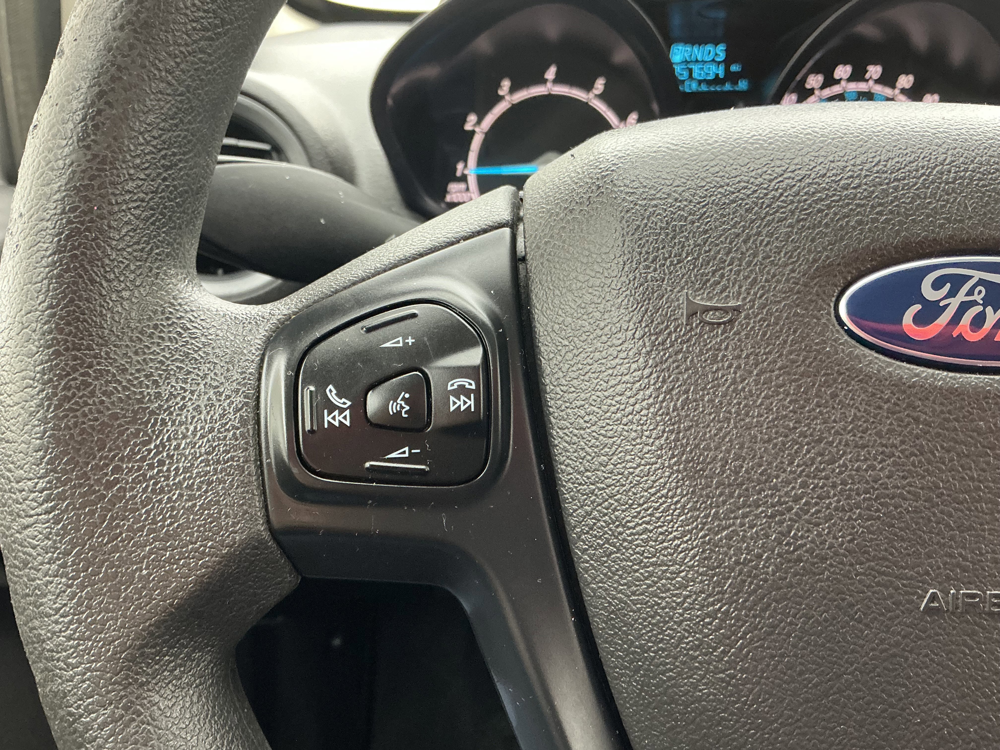 Used 2015 Ford Fiesta S image 8