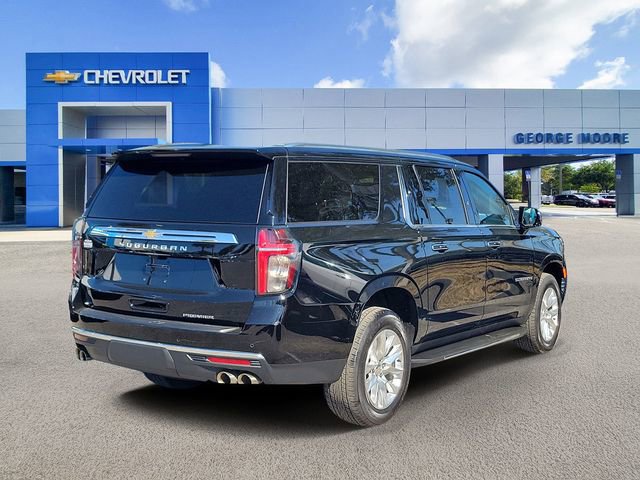 Used 2024 Chevrolet Suburban Premier w/ Premium Package image 4