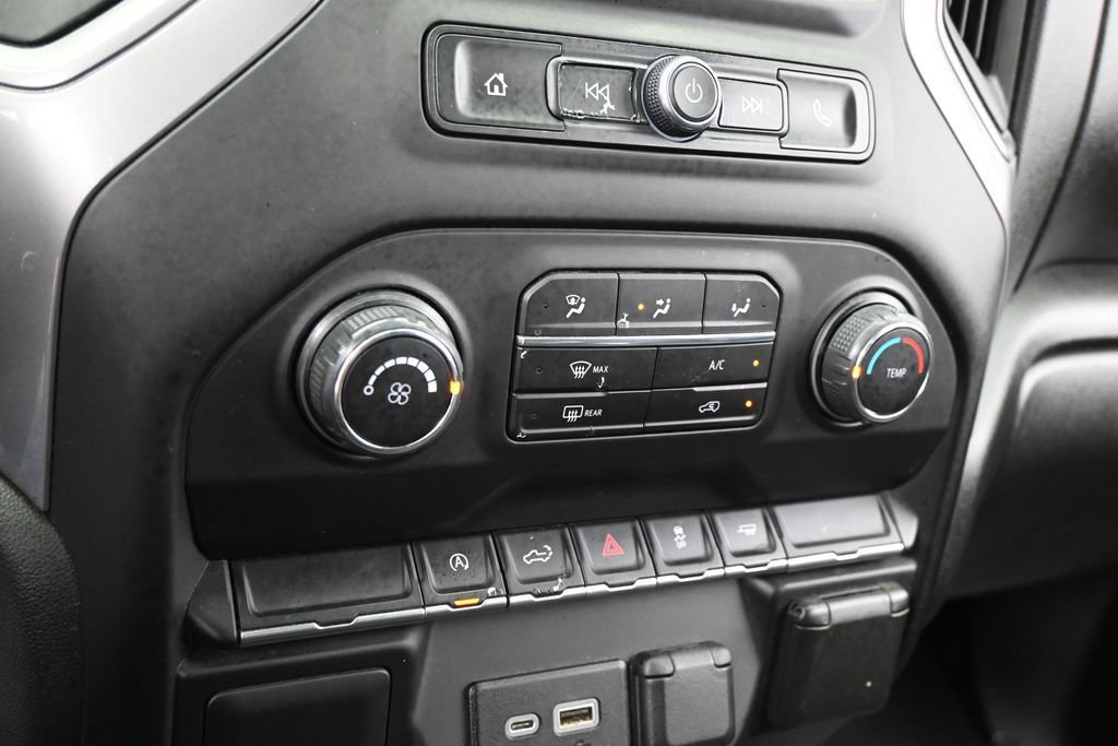 Used 2022 Chevrolet Silverado 1500 Custom RWD image 19