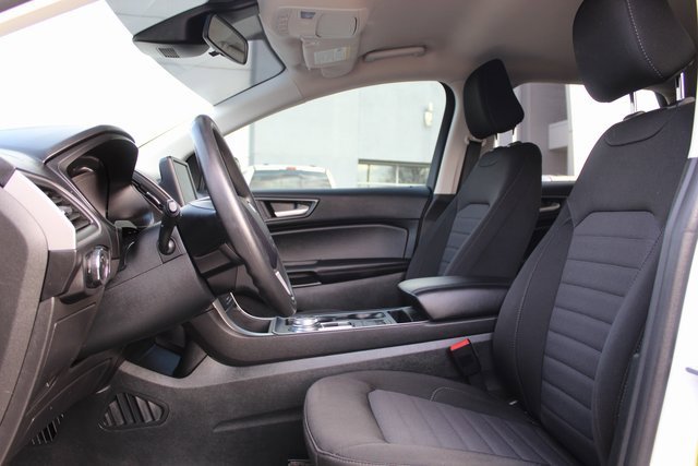 Used 2024 Ford Edge SE image 10