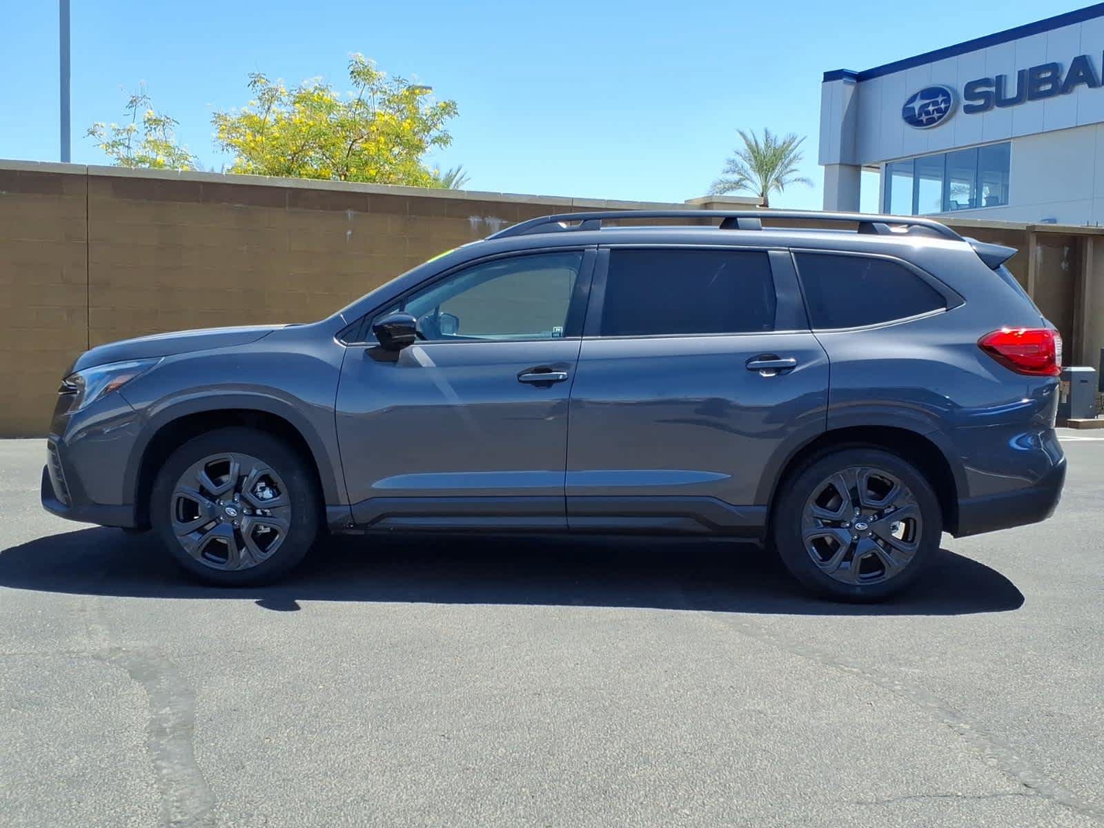 Used 2024 Subaru Ascent Onyx Edition AWD/4WD image 4