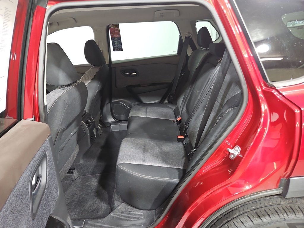 Used 2021 Nissan Rogue SV AWD/4WD image 24