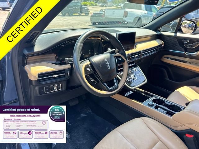 Used 2022 Lincoln Corsair Reserve w/ Equipment Group 201A AWD/4WD image 8