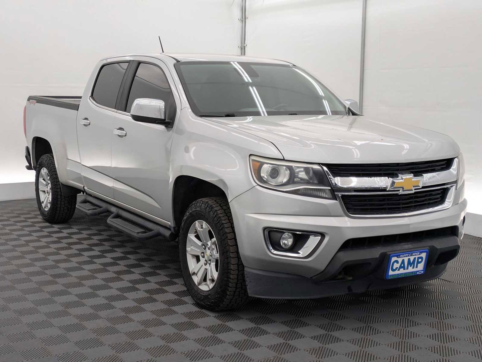 Used 2017 Chevrolet Colorado LT w/ Luxury Package, Chrome AWD/4WD image 8