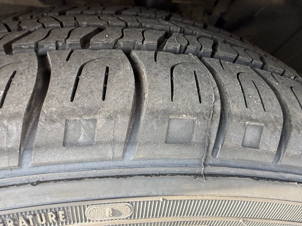 Used 2025 Nissan Sentra S image 29