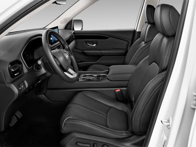 Used 2023 Honda Pilot TrailSport image 10