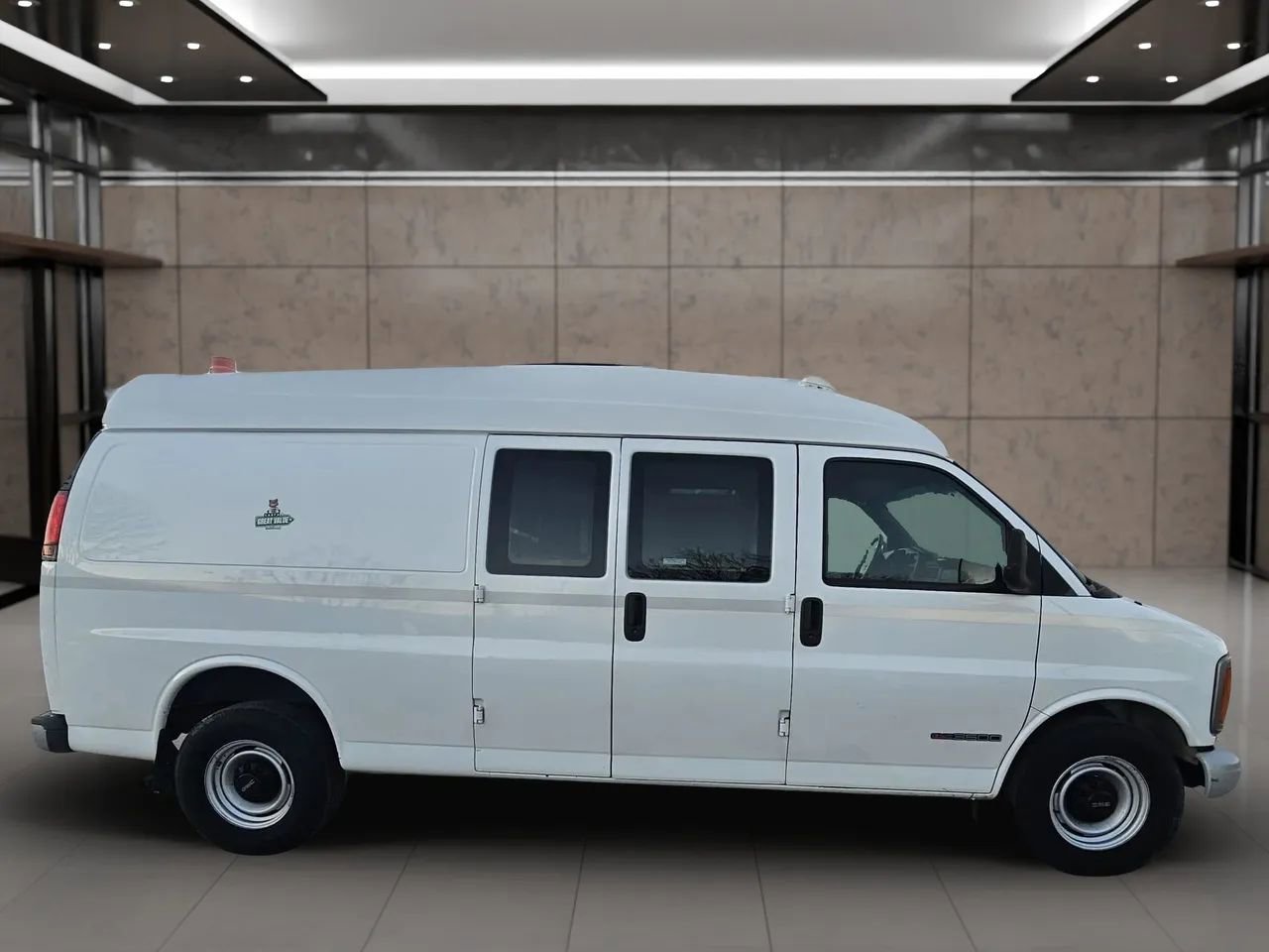 Used 2000 GMC Savana 3500 Extended image 6