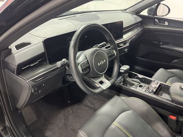 Used 2025 Kia K5 GT image 9