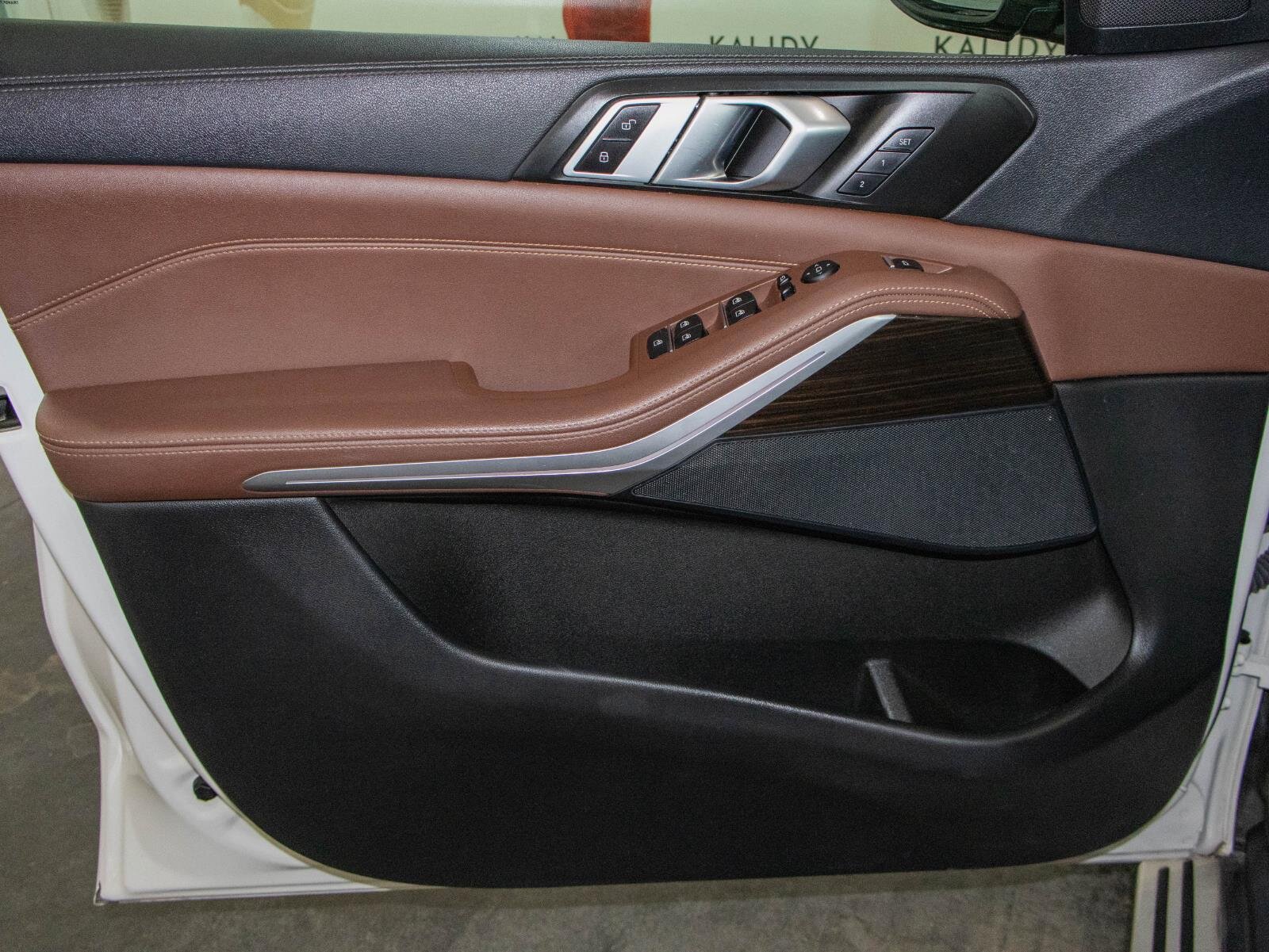 Used 2023 BMW X5 xDrive40i image 11