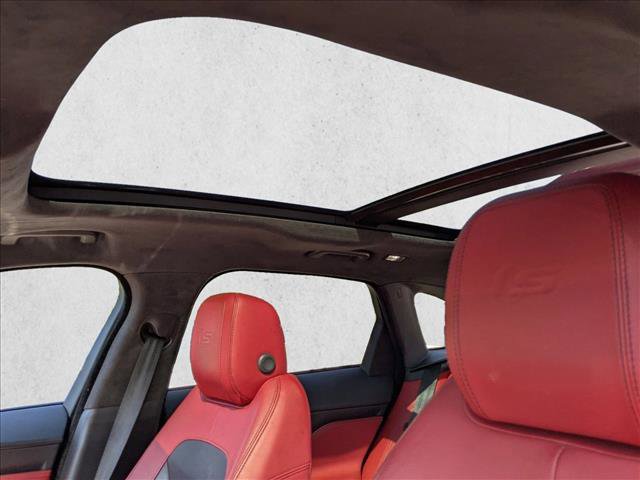 Used 2020 Jaguar F-PACE S image 16