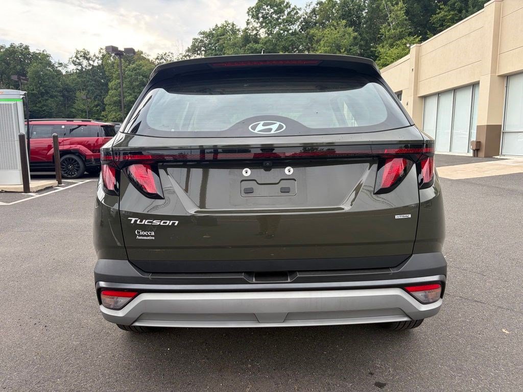 Certified 2025 Hyundai Tucson SE AWD/4WD image 5