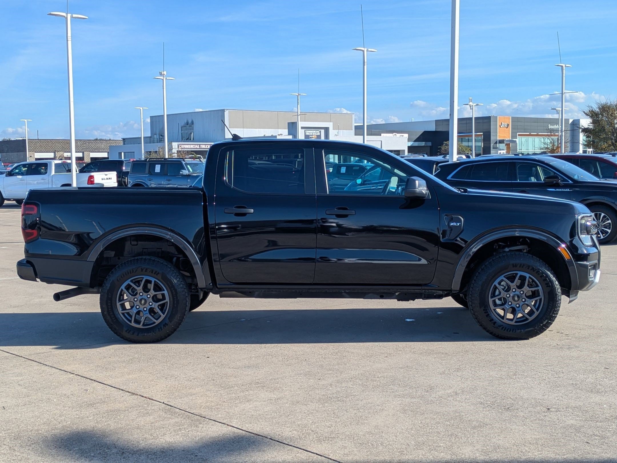 Used 2024 Ford Ranger XLT w/ Equipment Group 301A High image 2