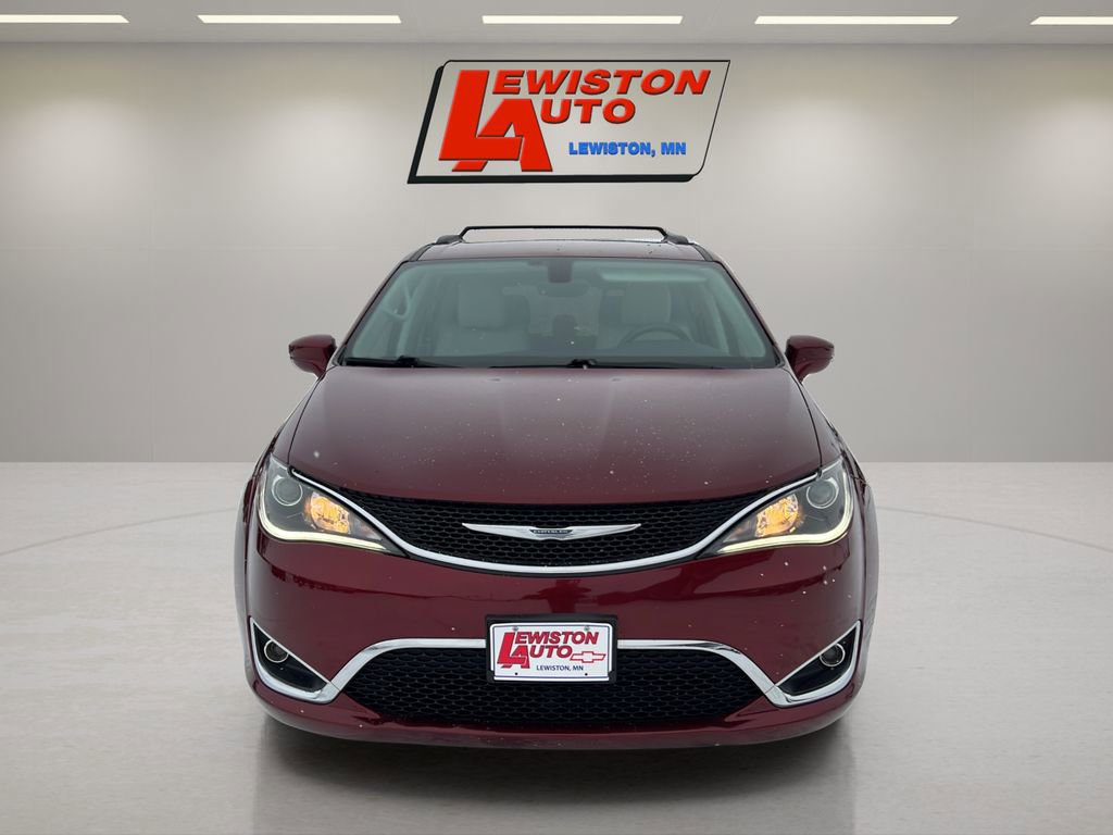 Used 2018 Chrysler Pacifica Touring-L Plus w/ Tire & Wheel Group image 9