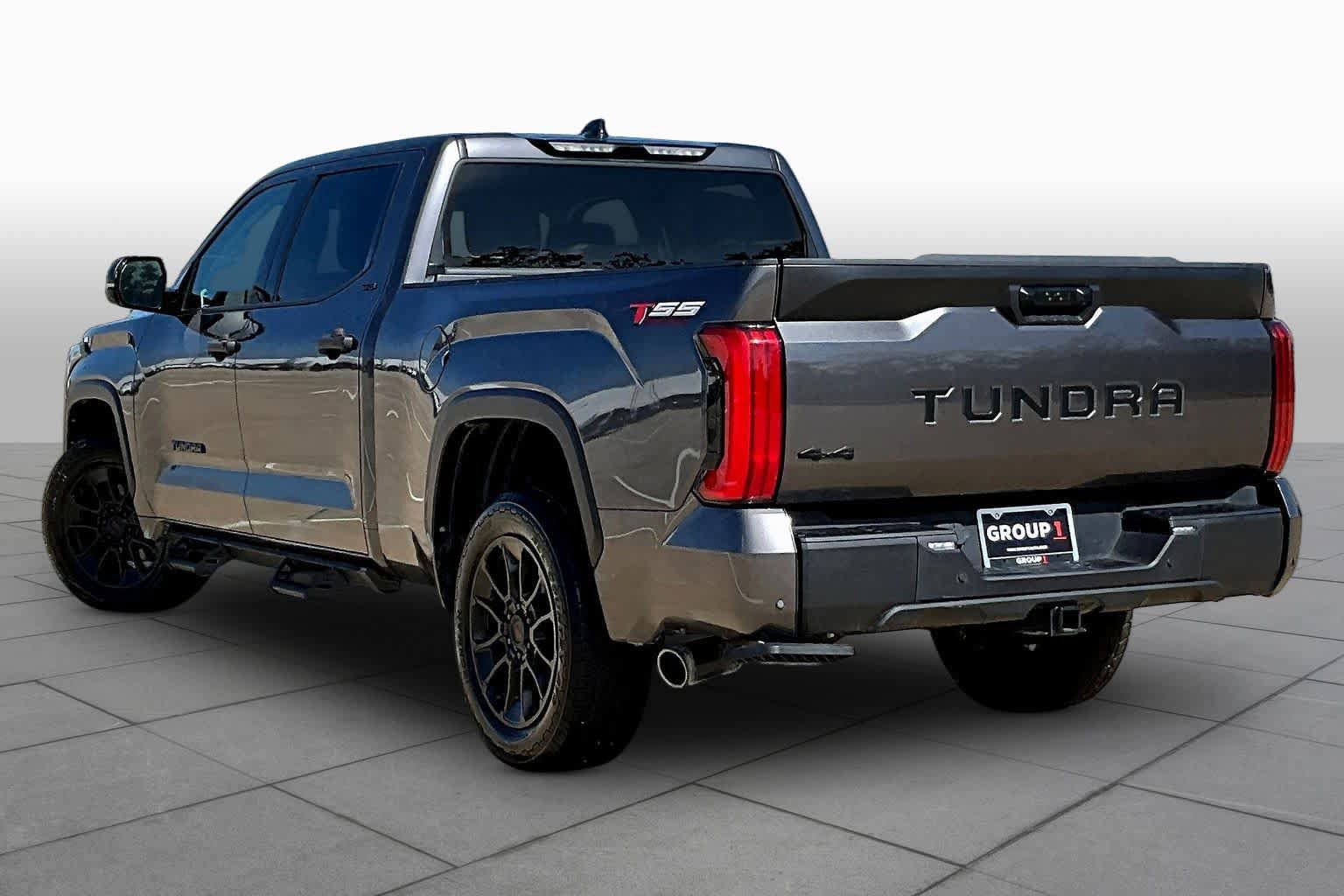 Used 2023 Toyota Tundra SR5 w/ SR5 Convenience Package AWD/4WD image 12