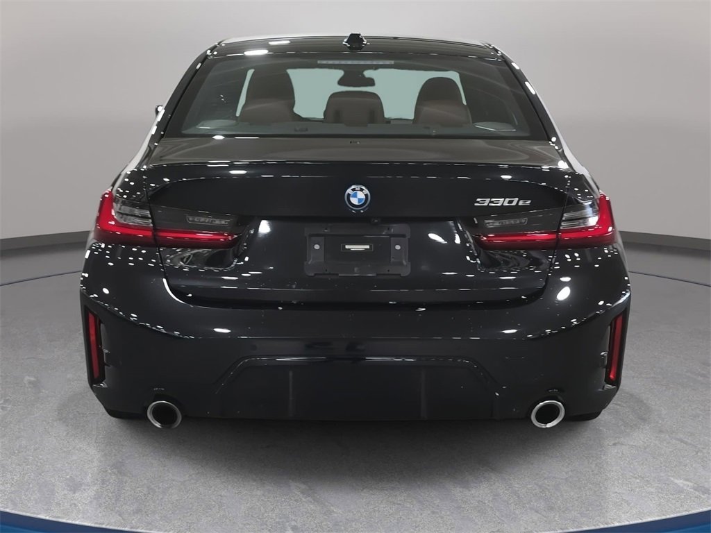 Used 2023 BMW 330e w/ M Sport Package image 6