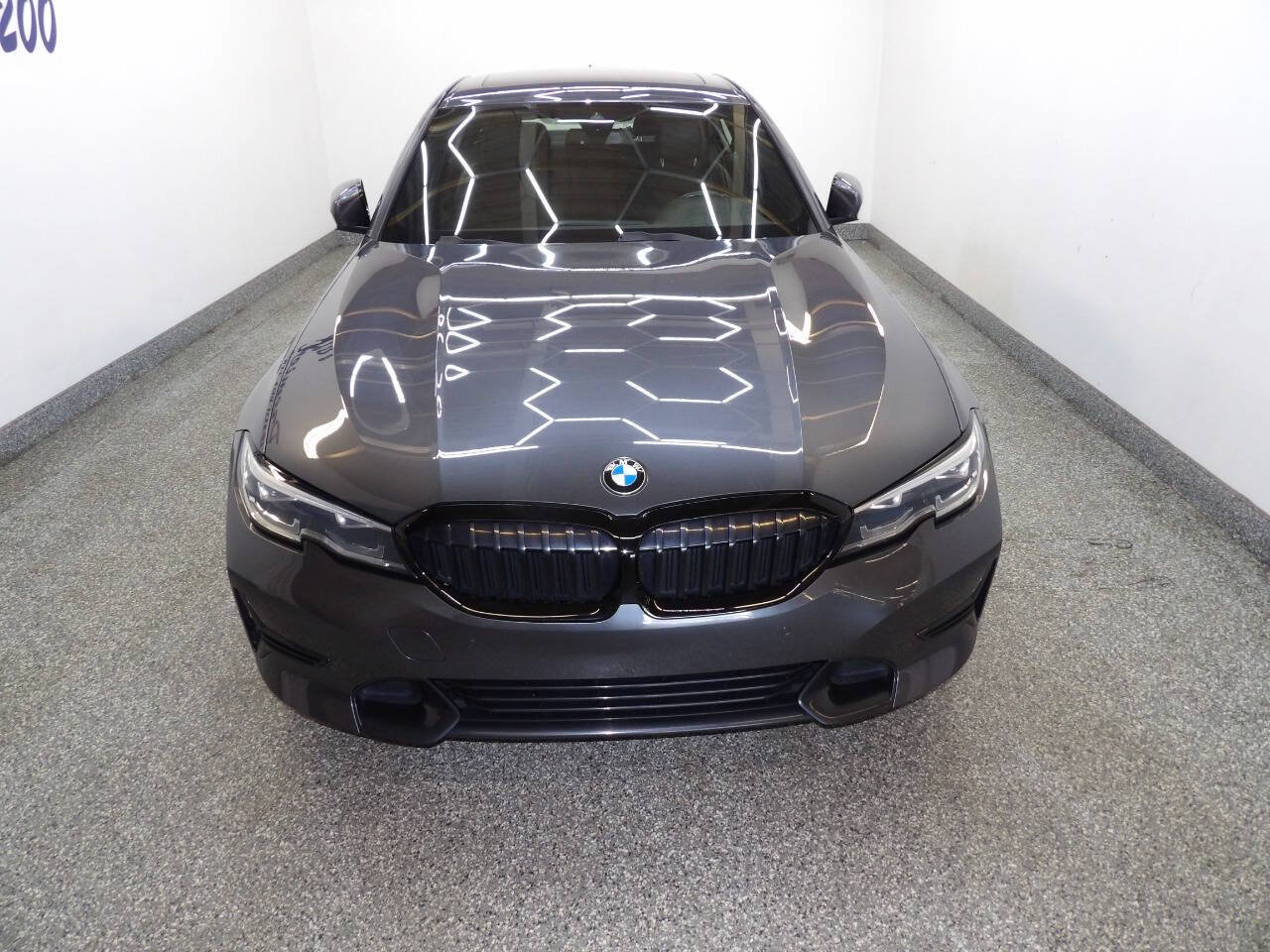Used 2020 BMW 330i xDrive Sedan w/ Convenience Package AWD/4WD image 2