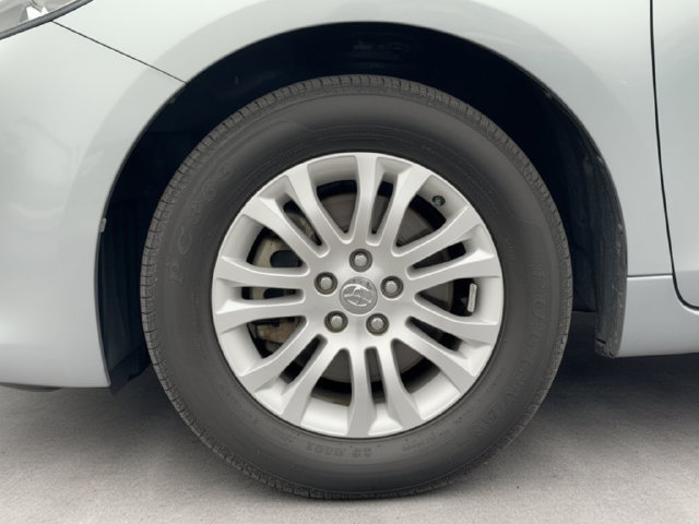 Used 2017 Toyota Sienna XLE Premium FWD image 11