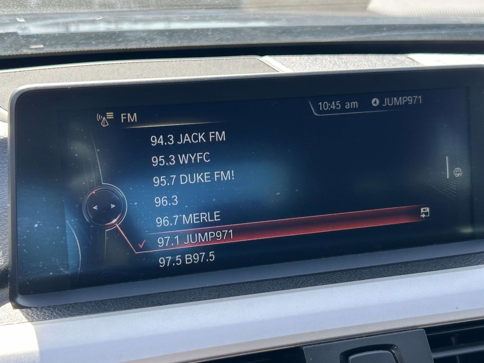 Used 2015 BMW 320i xDrive Sedan image 25