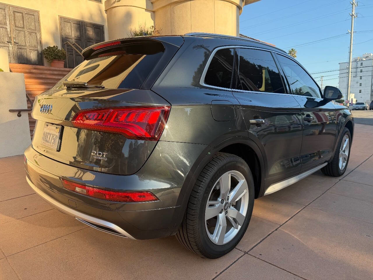 Used 2018 Audi Q5 2.0T Premium Plus w/ Premium Plus Package image 14