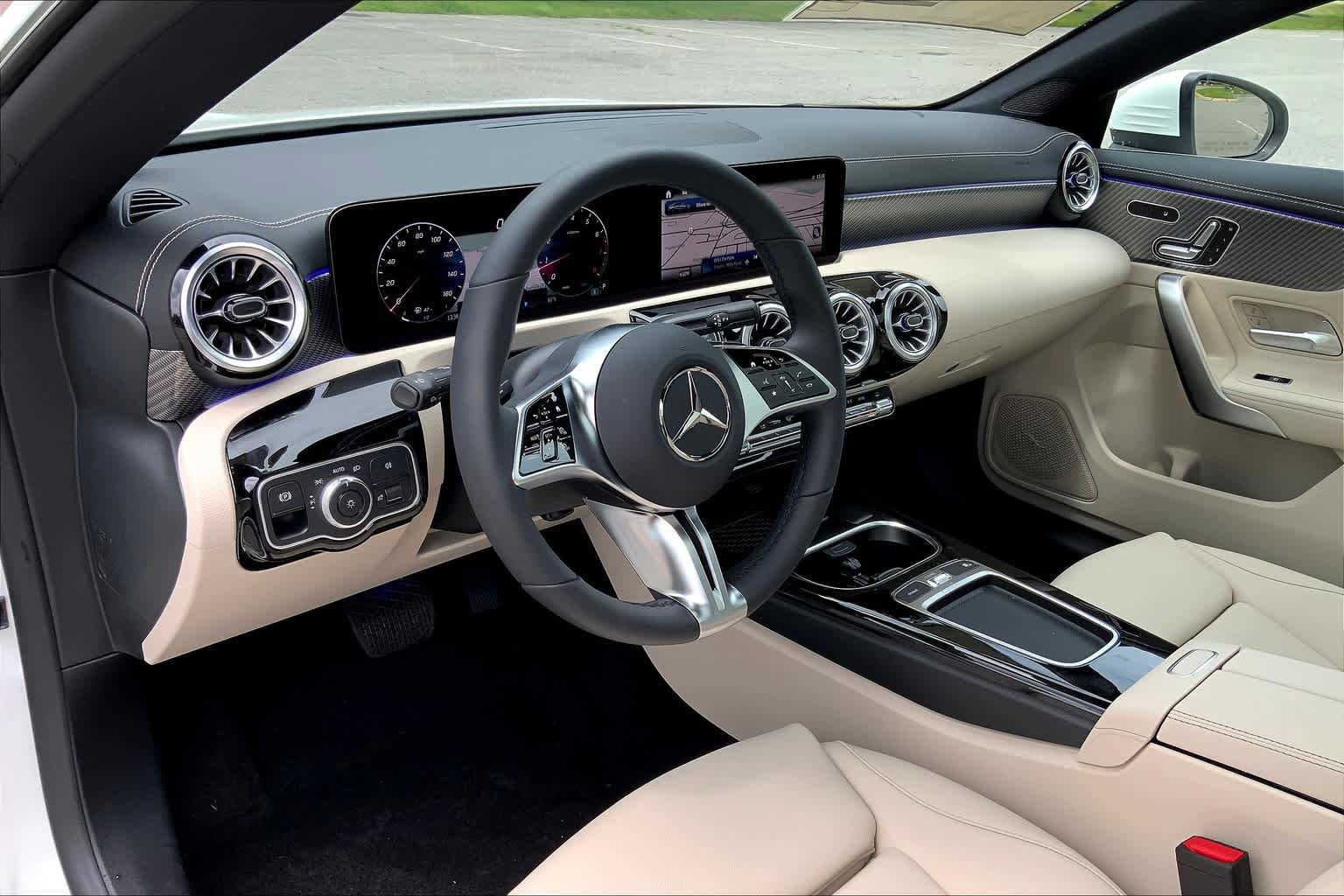 Used 2025 Mercedes-Benz CLA 250 4MATIC image 9