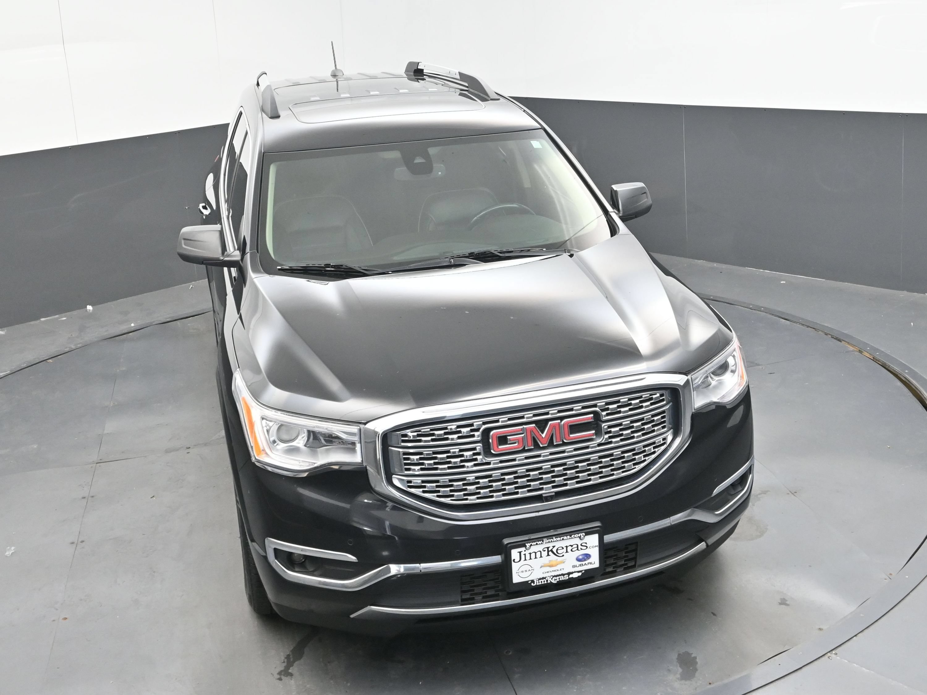Used 2018 GMC Acadia Denali w/ Technology Package AWD/4WD image 29