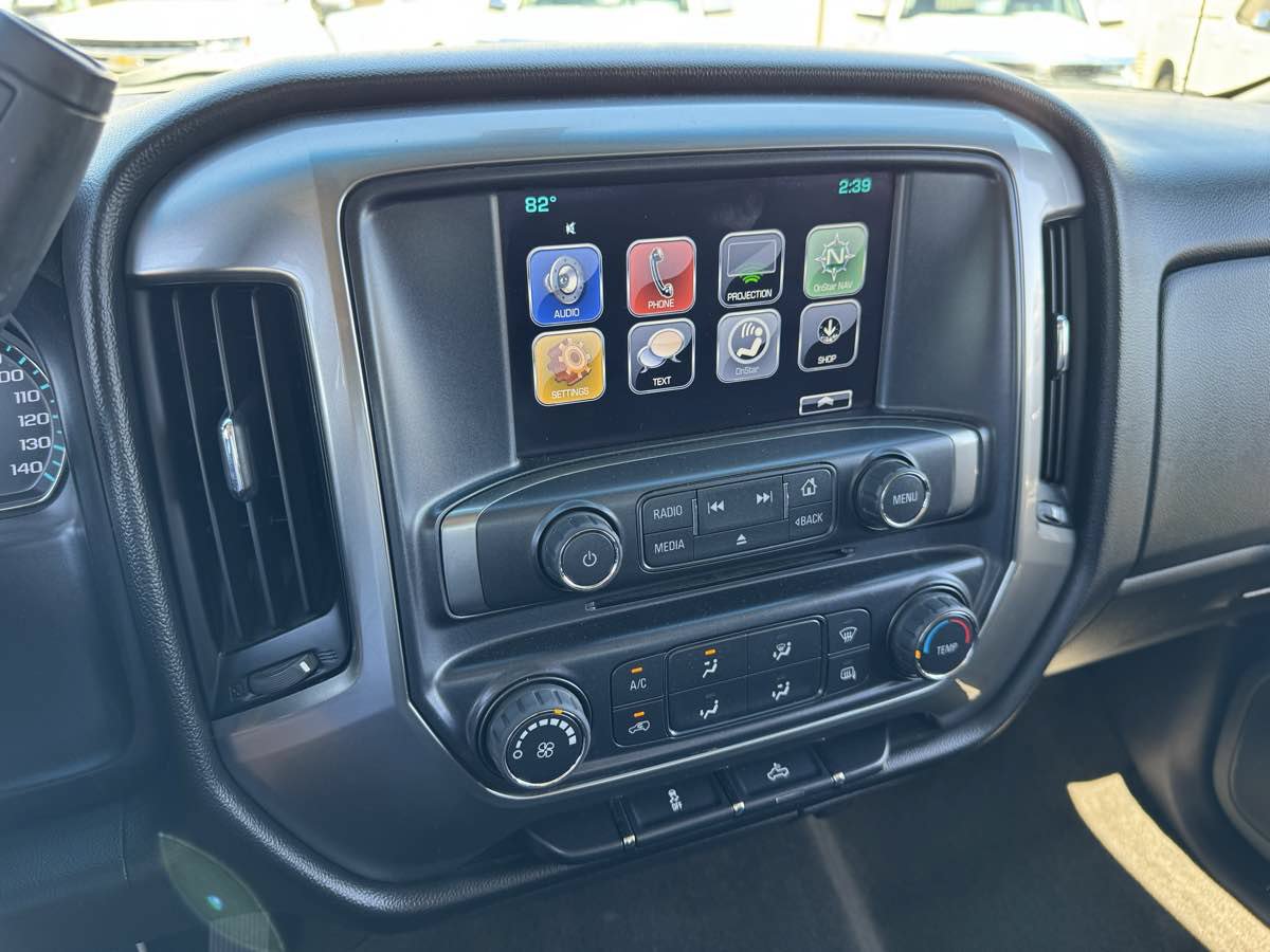 Used 2017 Chevrolet Silverado 1500 LT AWD/4WD image 28