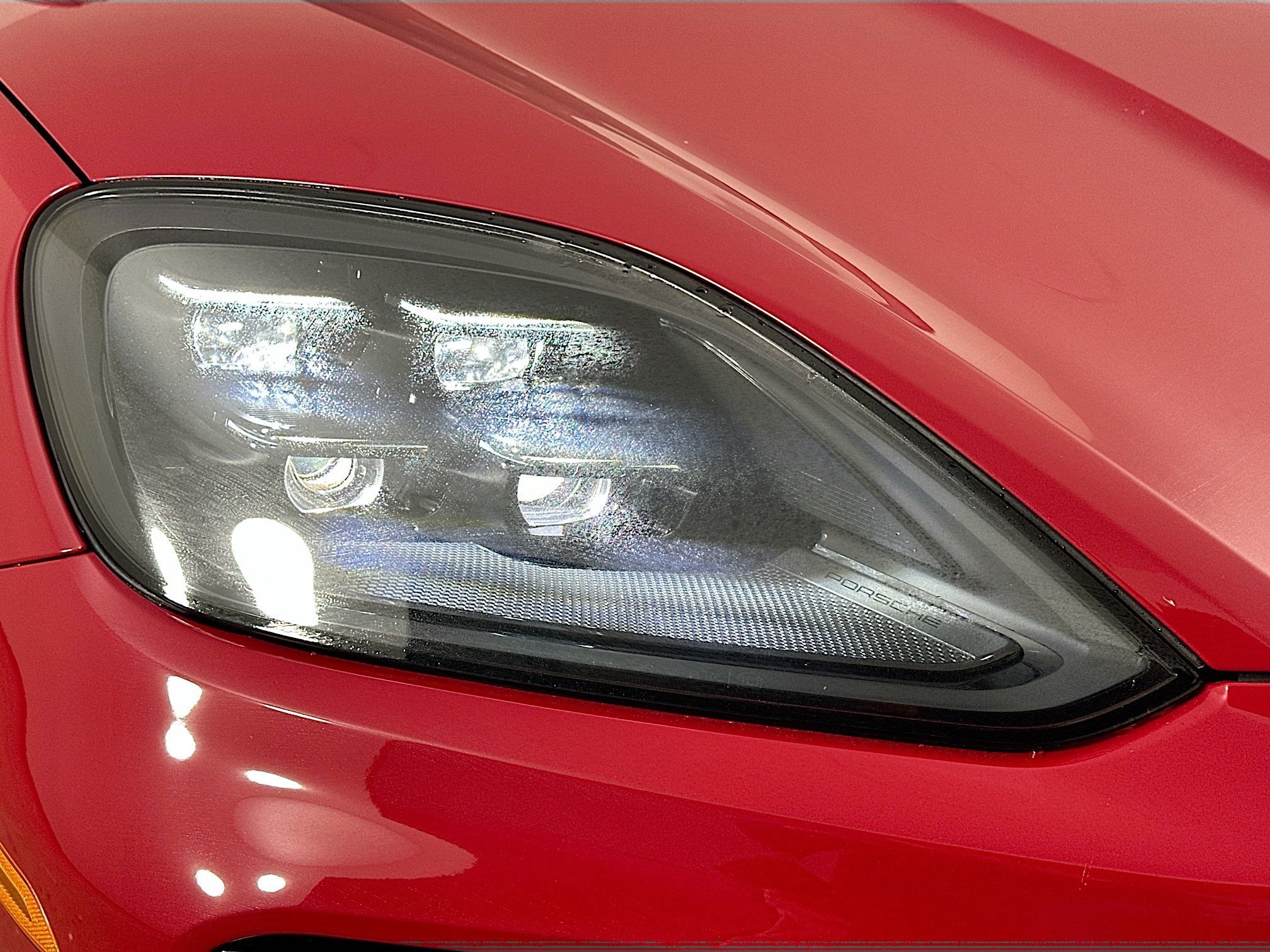 Used 2025 Porsche Cayenne GTS AWD/4WD image 41