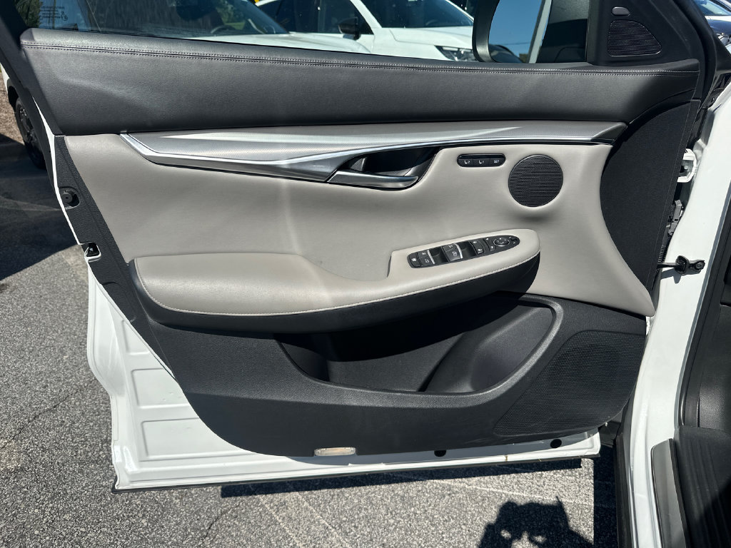 Certified 2023 INFINITI QX50 Luxe FWD image 10