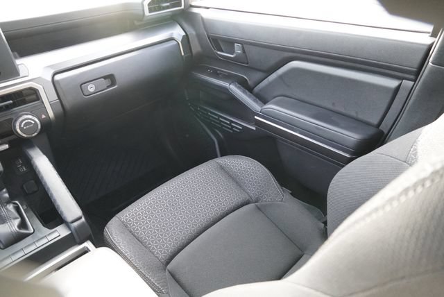 Used 2026 Toyota 4Runner SR5 AWD/4WD image 15