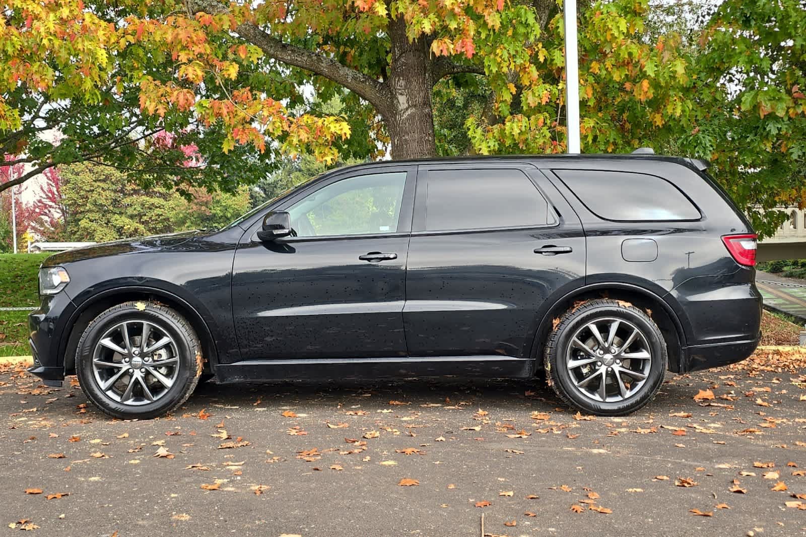 Used 2017 Dodge Durango GT w/ Nav & Power Liftgate Group RWD image 5