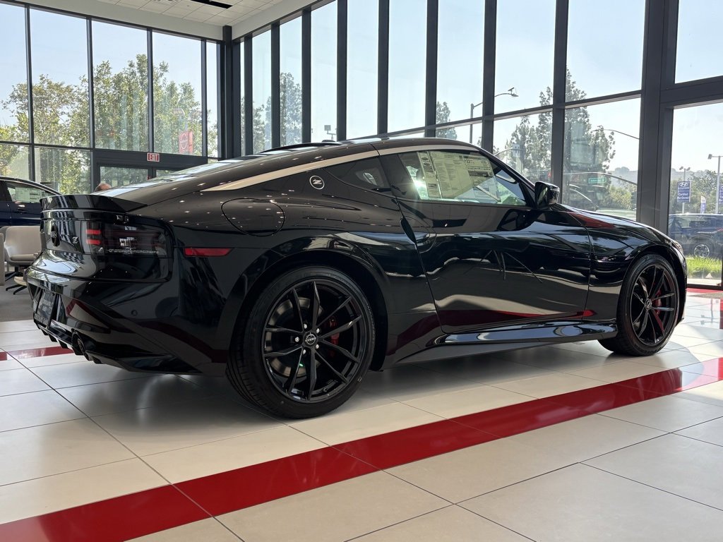 New 2025 Nissan Z Performance w/ Floor Mat Package image 5