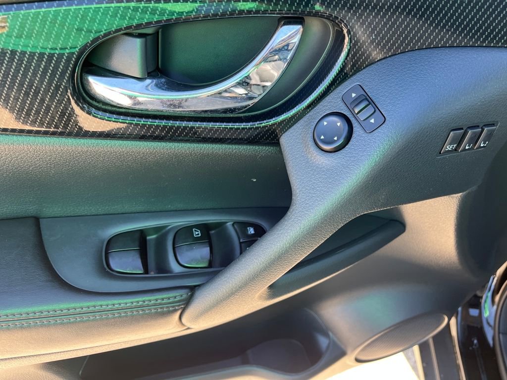 Used 2017 Nissan Rogue SL w/ SL Premium Package image 14