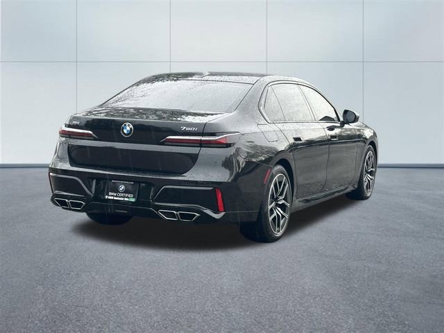 Certified 2023 BMW 760i xDrive AWD/4WD image 7