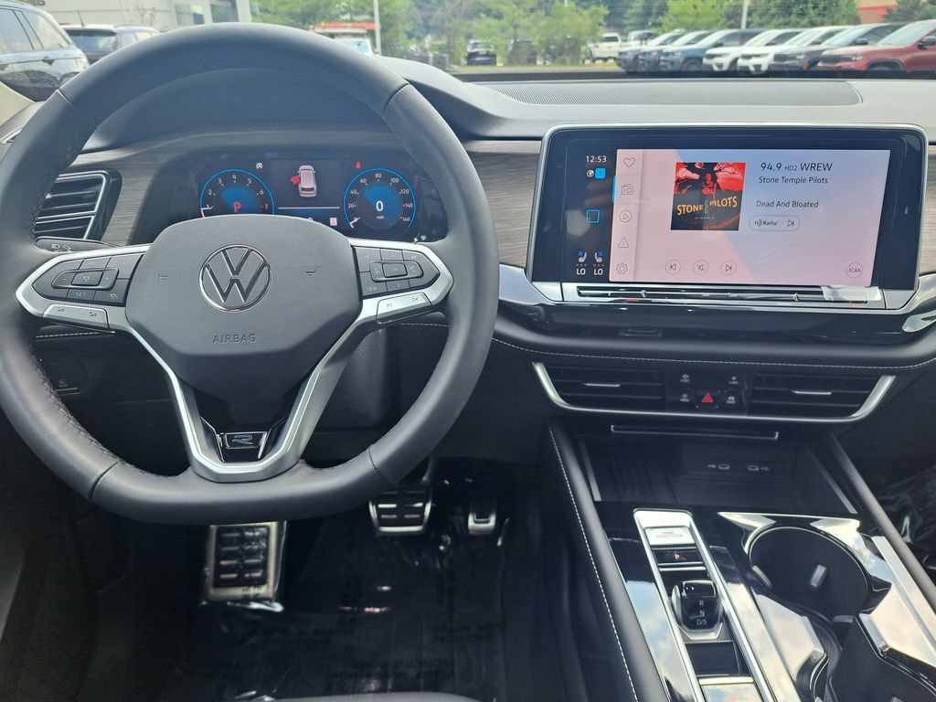 Used 2026 Volkswagen Atlas SEL Premium R-Line AWD/4WD image 13