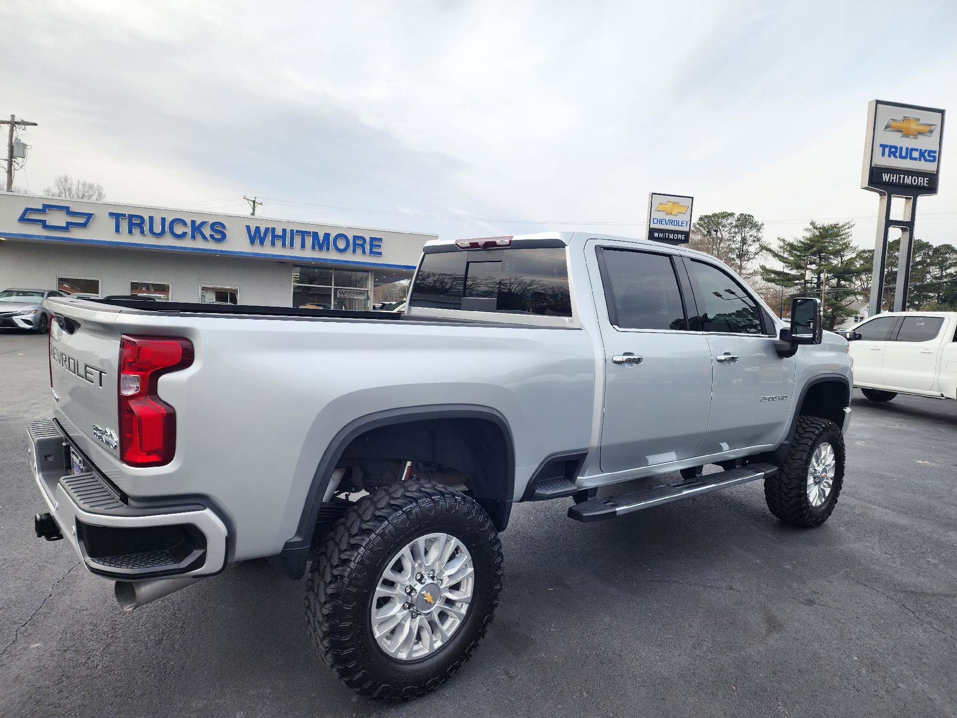 Used 2021 Chevrolet Silverado 2500 High Country image 5