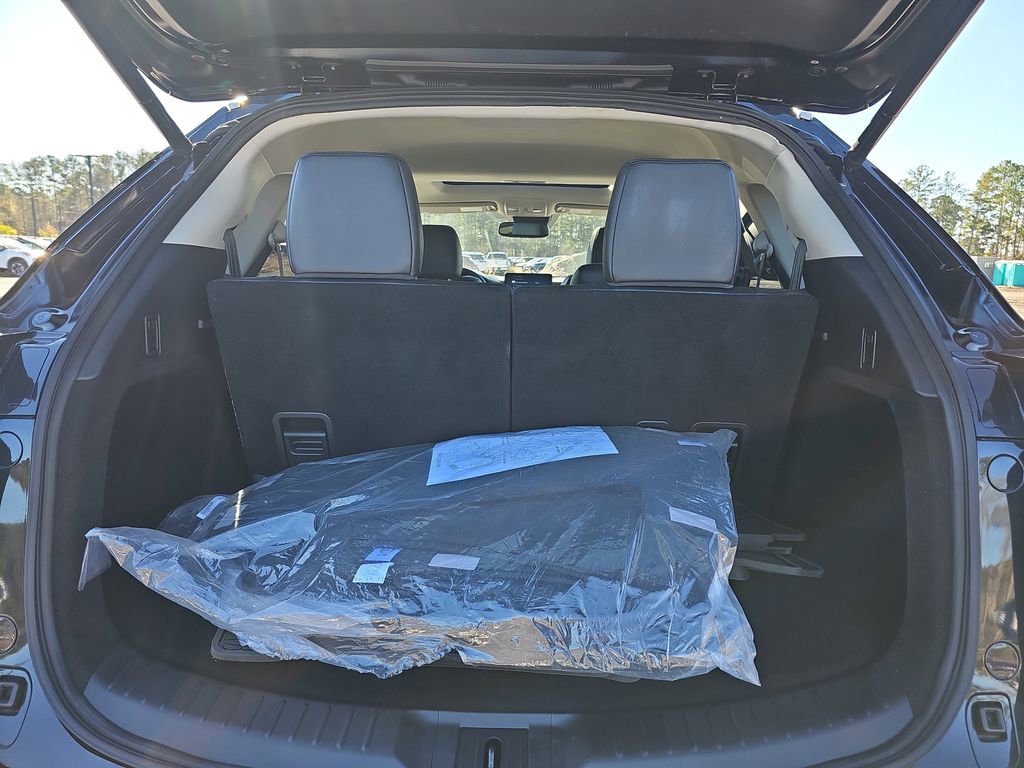 Used 2023 MAZDA CX-9 Touring image 17