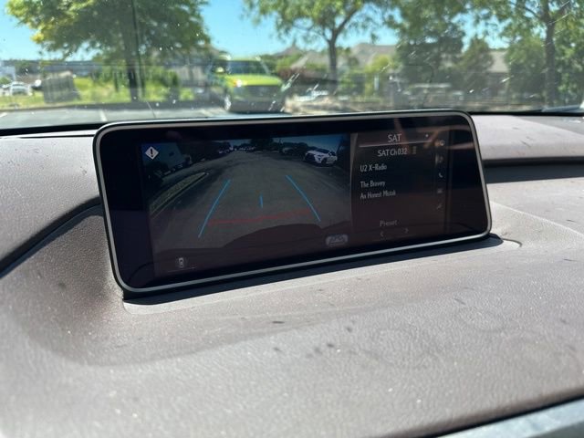 Used 2019 Lexus RX 450hL Luxury w/ Accessory Package AWD/4WD image 13