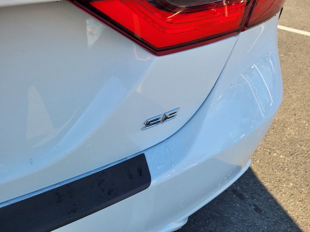 Used 2024 Toyota Camry SE image 6