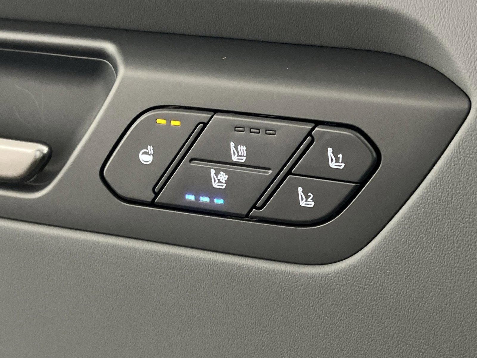 New 2026 Kia EV9 Wind image 35